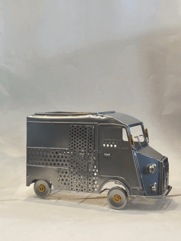 Sujet Métal camion tube (sans la bouteille)